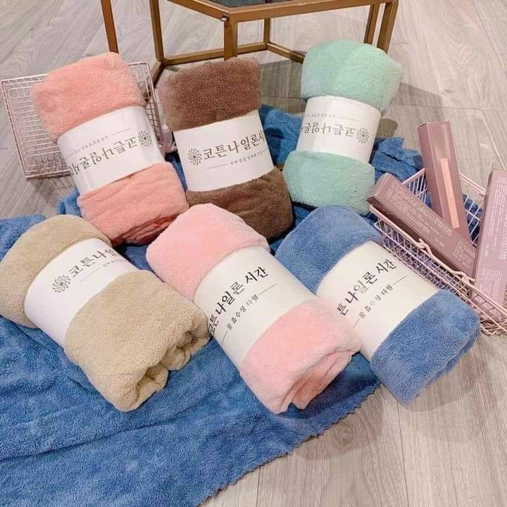 z4764320644438_5e6f683fdc7f8353c11cd451e6f636c4